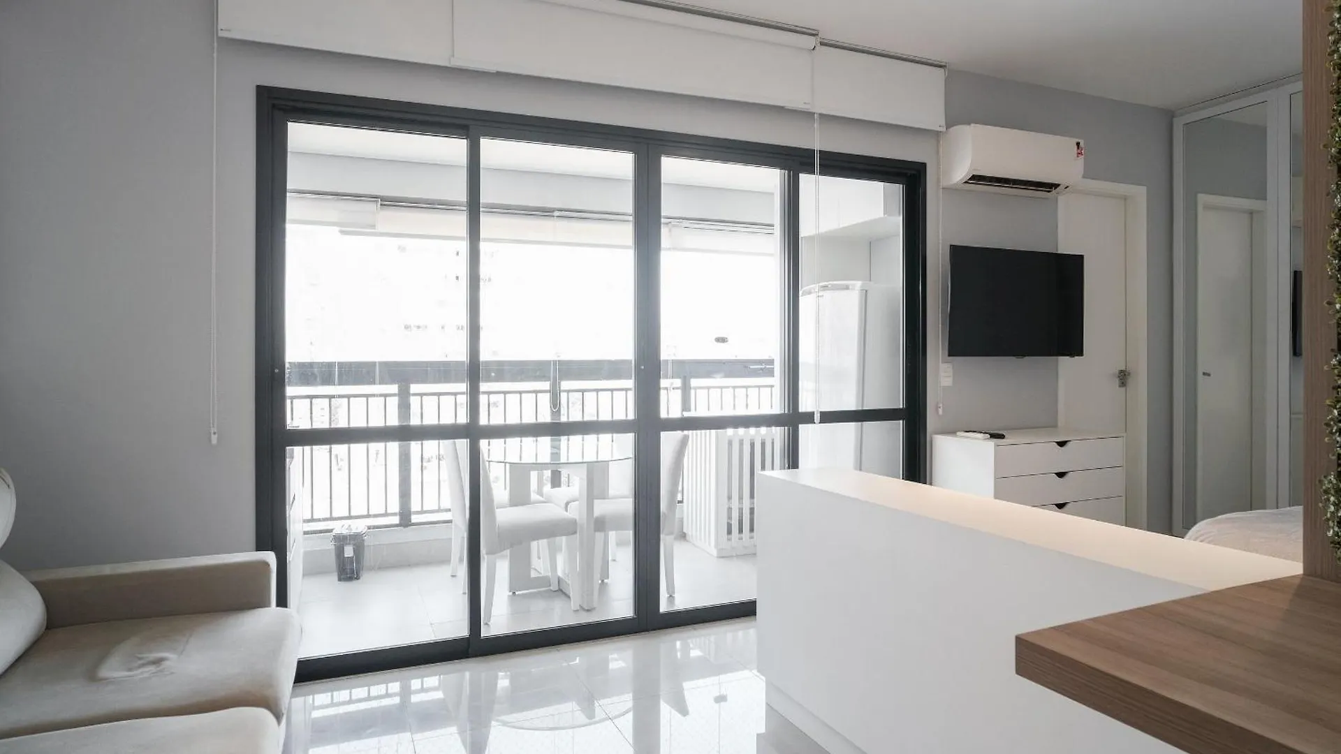 Studios No Campo Belo Proximo Ao Aeroporto De Congonhas Sao Paulo Apartment