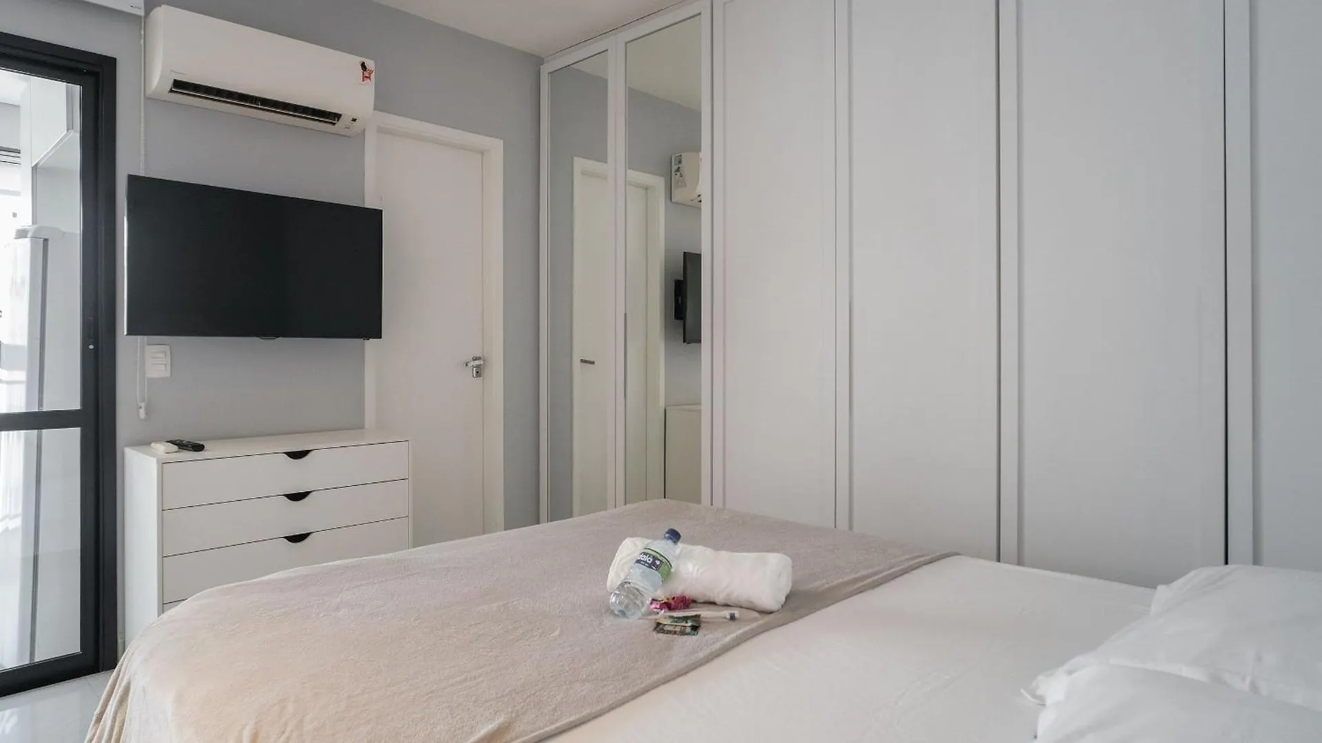 Studios No Campo Belo Proximo Ao Aeroporto De Congonhas São Paulo 0*,  Brazílie
